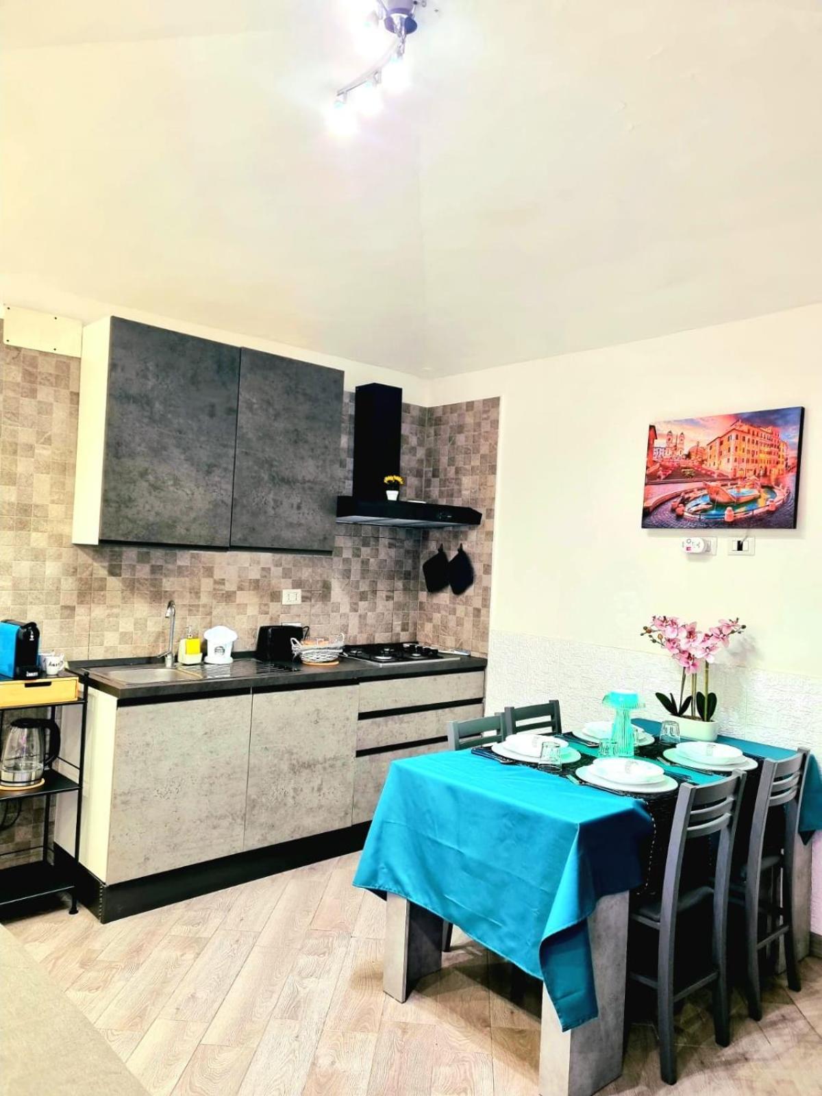 Cmhouselove Roma Alessandrino Vicino Metro C Ngoại thất bức ảnh